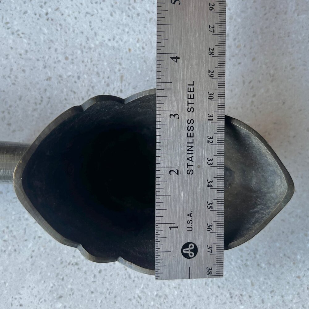 Antique Brass Chinese Silk Iron With Engraved Floral Design & Wooden Handle Fist - Picture 14 of 15
